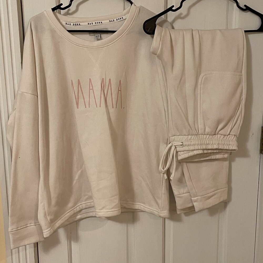 Rae Dunn "Mama" Sweatshirt & Sweatpants